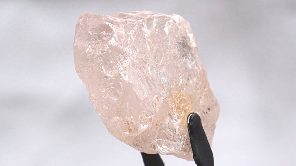 170 Carat Pink Diamond Found in Angola